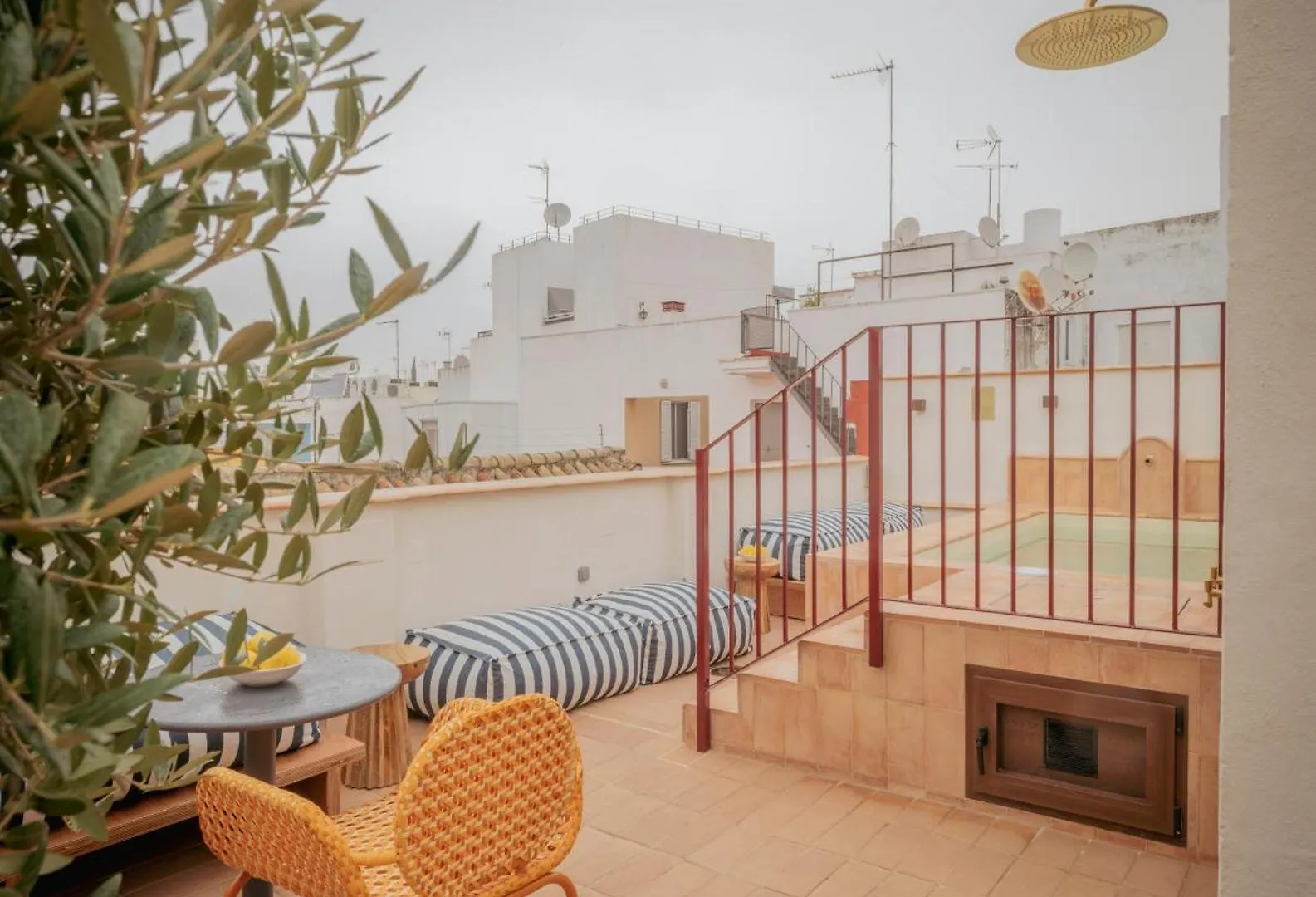 Lirium Casa Patio Hotel Seville Guest house