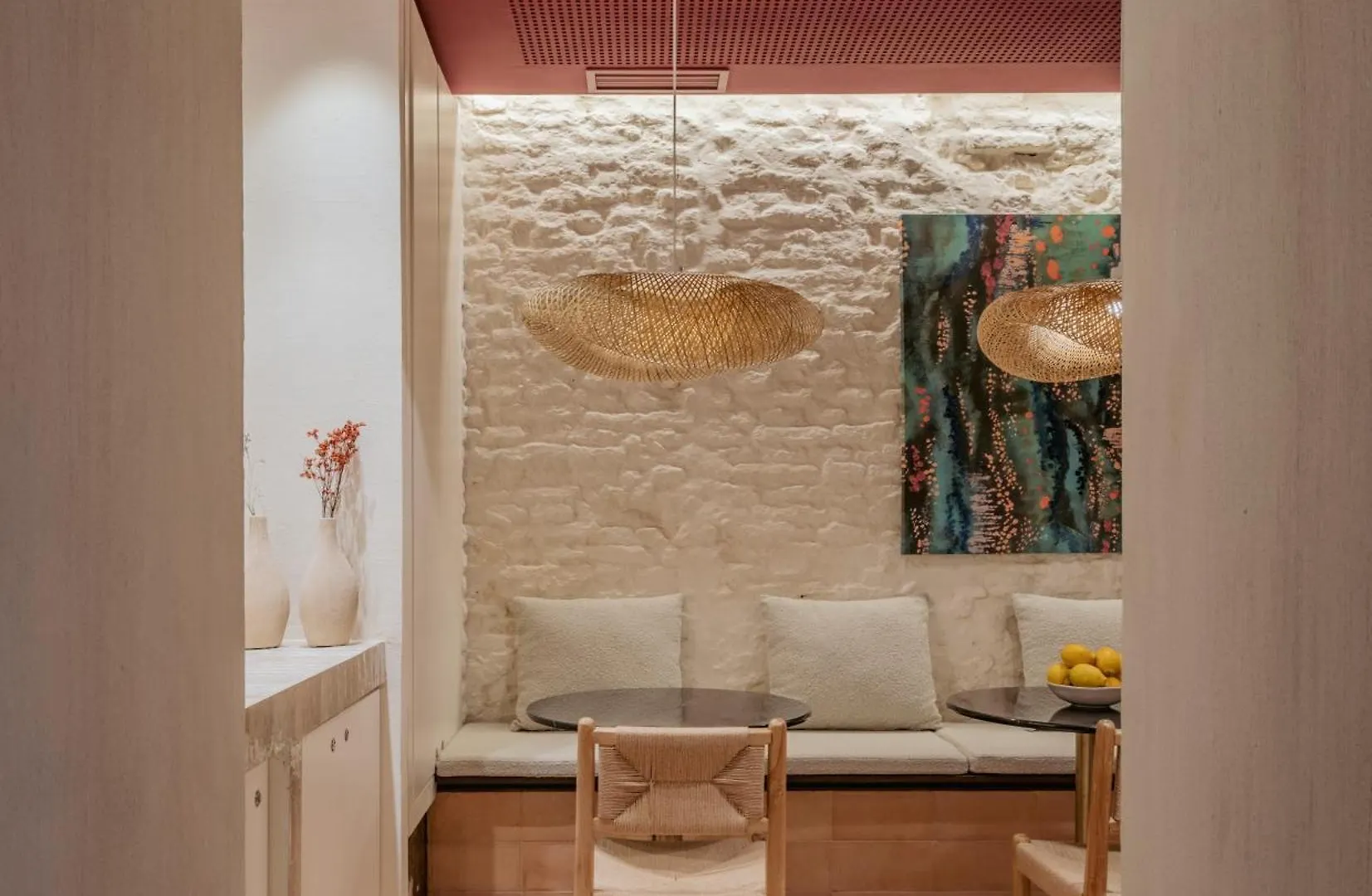 Guest house Lirium Casa Patio Hotel Seville Spain