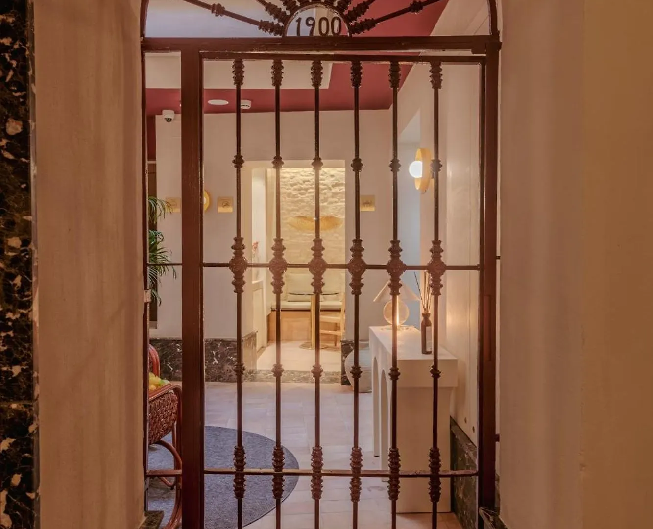 Guest house Lirium Casa Patio Hotel Seville