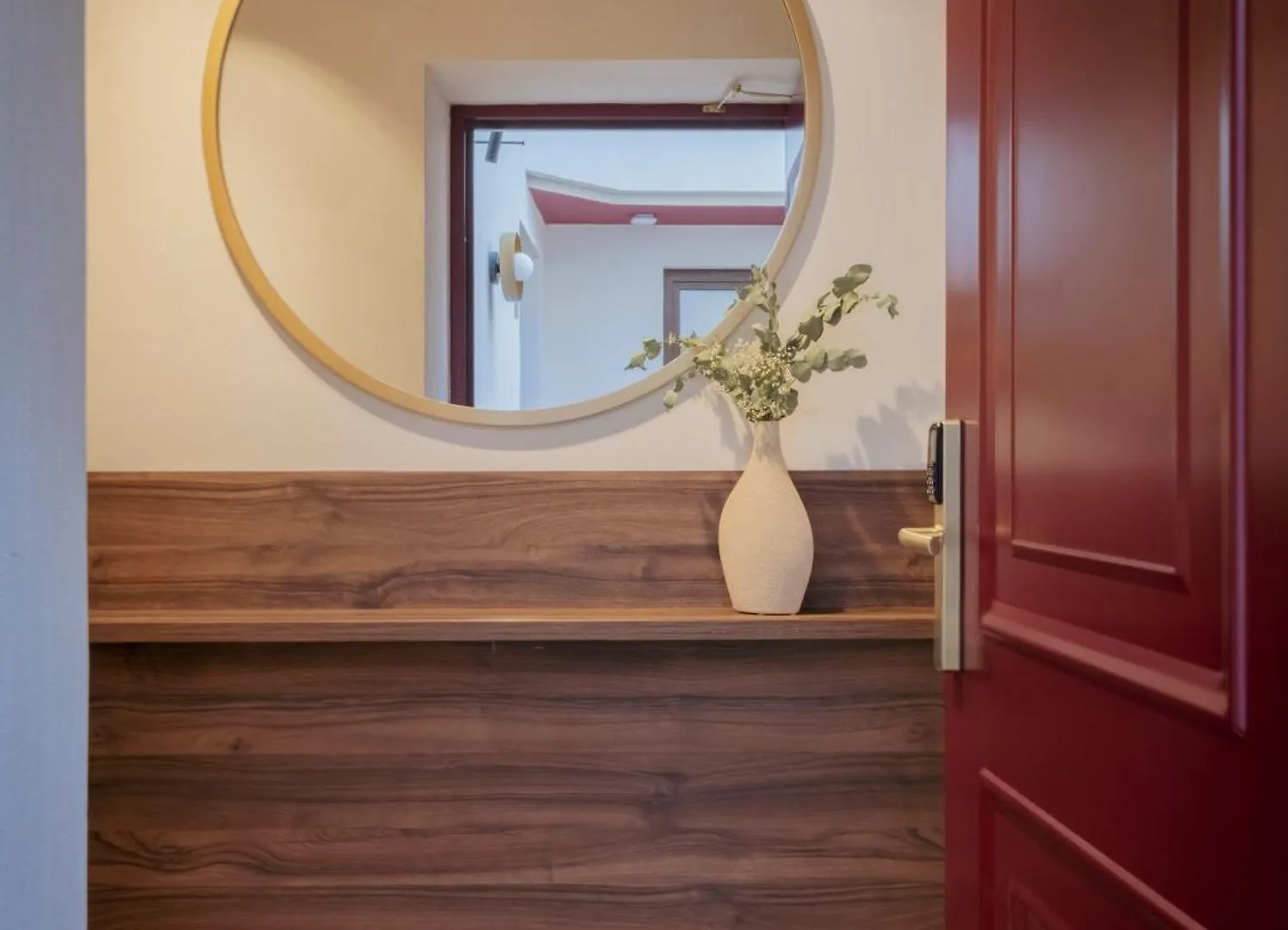 Guest house Lirium Casa Patio Hotel Seville Spain